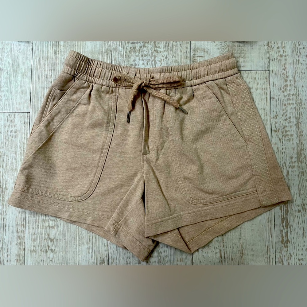 Athleta Farallon Heathered Shorts *NWOT/Size 0*